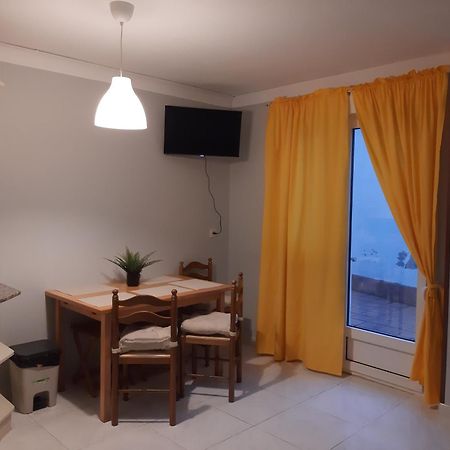 Apartamento Elena Centrico Con Wifi Onís Kültér fotó