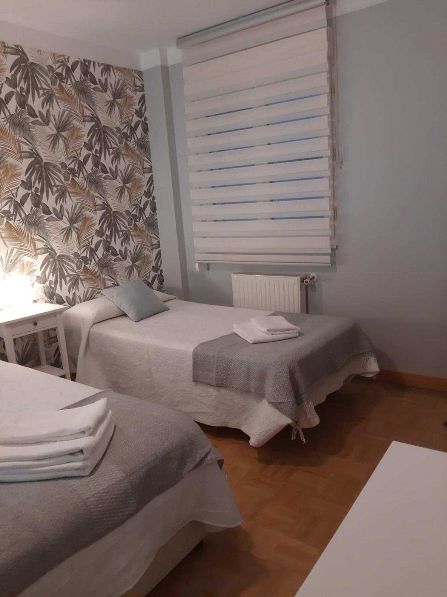 Apartamento Elena Centrico Con Wifi Onís Kültér fotó