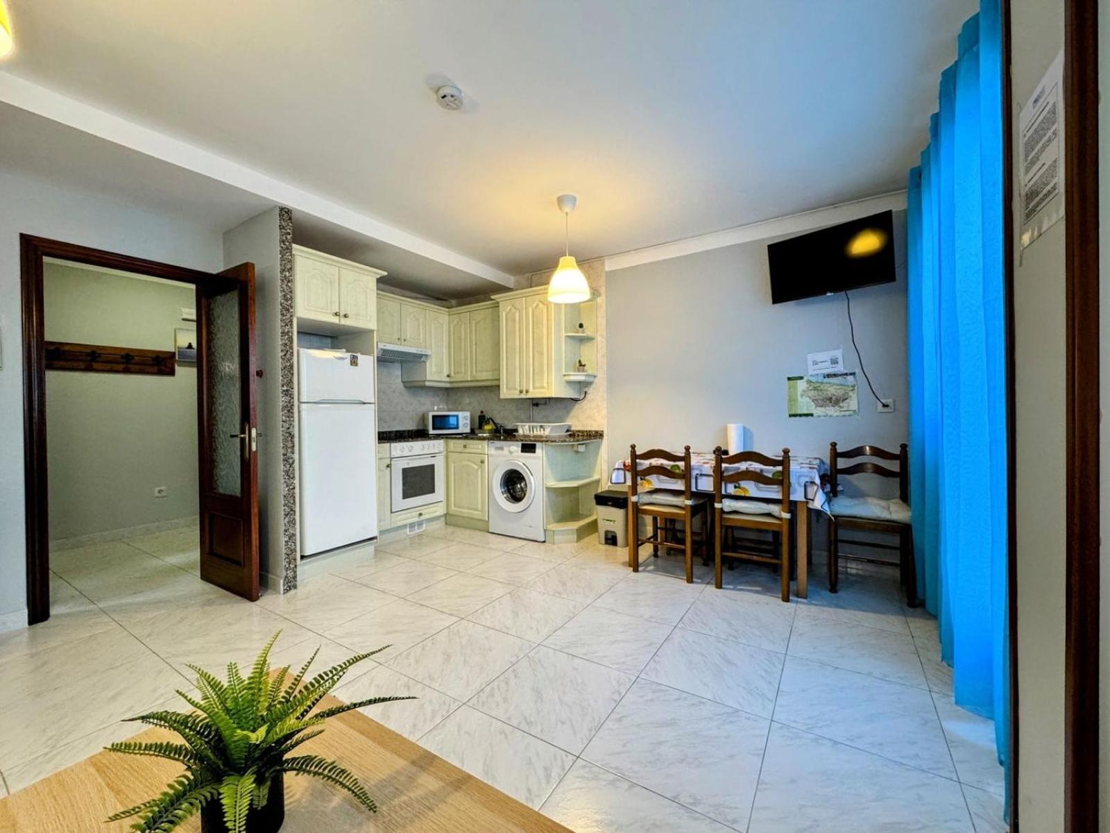 Apartamento Elena Centrico Con Wifi Onís Kültér fotó